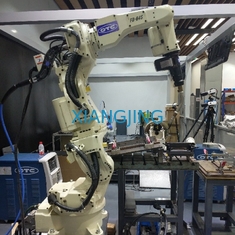 OTCは溶接ロボットFD-B4S 7の軸線のロボット腕DM350ティグ溶接機械を使用した
