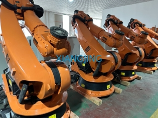 Palletizerのロボットのための使用されたKUKAの工業用ロボットの腕6の軸線KR 360 R2830