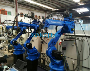 秒針の工業用ロボットYASKAWA AR2010 6の軸線の溶接ロボットの腕の解決
