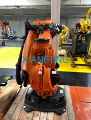 一突きおよび場所のための使用された6軸線の工業用ロボットKR 210のR2700余分な物