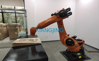 中古 KUKA KR210 R3300 切断用 EXTRA ロボットアーム