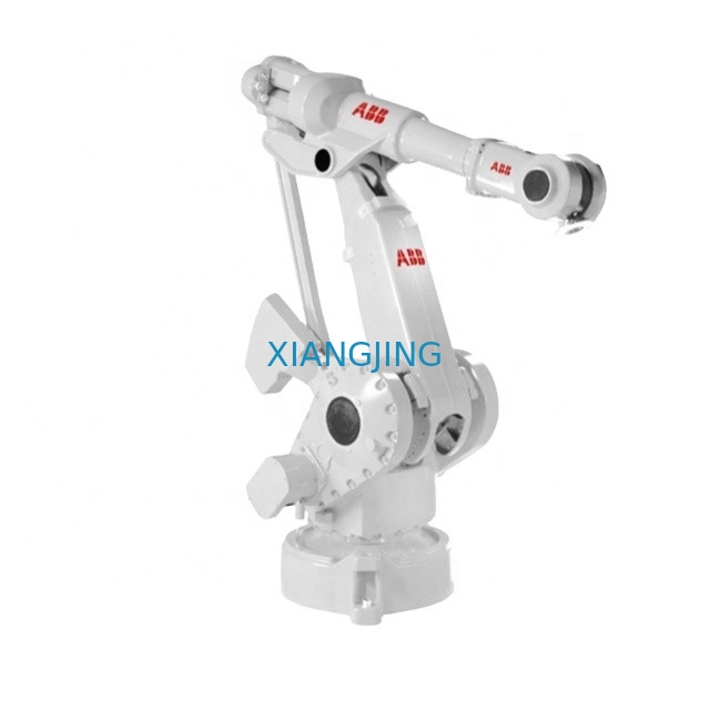 使用された産業ロボティック腕ABB IRB 4400は噴霧のロボット6軸線のロボティック腕死ぬ