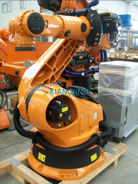 一突きおよび場所のためのロボティック溶接の腕KUKA KR120 R3200 6の軸線秒針